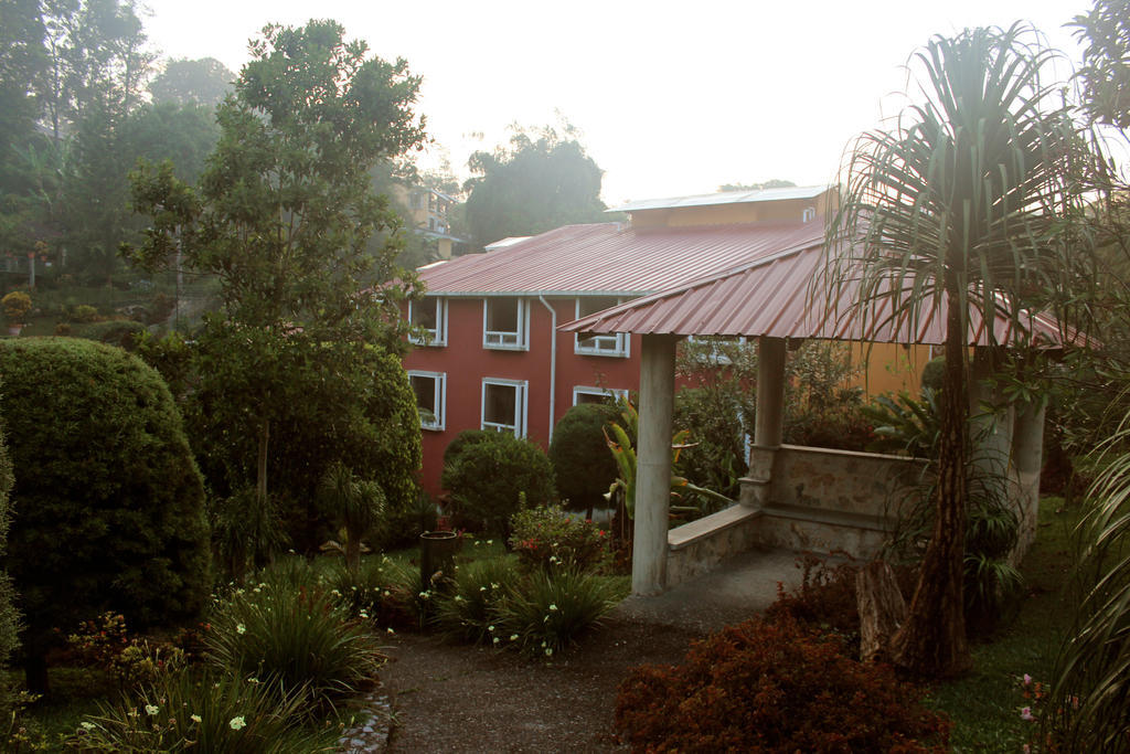 Park Hotel Santa Cruz Verapaz Exterior foto